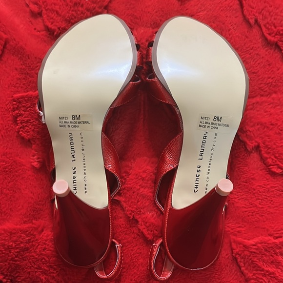 Holiday heels 👠 - Picture 4 of 5